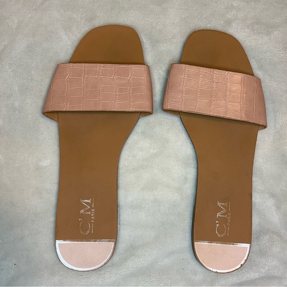 Women’s sandals